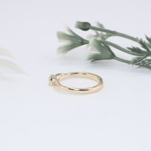 Premium Yellow Gold Brilliant Cut Lab Grown Diamond Minimalist Engagement <b>Ring</b> Classic <b>Split</b> Shank Solitaire Wedding Band Fine - Product Image 4