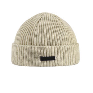 Gorros de lana personalizados al por mayor OEM, gorros de invierno de cachemira para mujer, gorros de lana 100% pura con logotipo. - Product Image 1