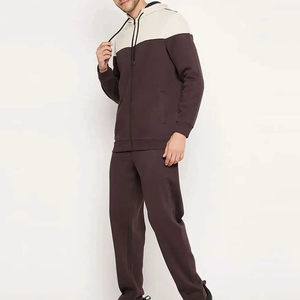 Survêtement de sport décontracté pour homme de haute qualité avec personnalisation de marque pour un style urbain quotidien - Product Image 2