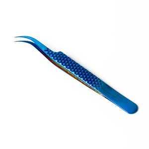 Pince à épiler pour extensions de cils OEM de haute qualité, à forte adhérence, durable, à pointe lisse, en acier inoxydable, à pointe en fibre, pour volume, personnalisable - Product Image 1
