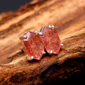 Boucles d'oreilles hexagonales en quartz rouge naturel, argent sterling 925 plaqué or, bijoux minimalistes faits à la main, cadeau - Product Image 4