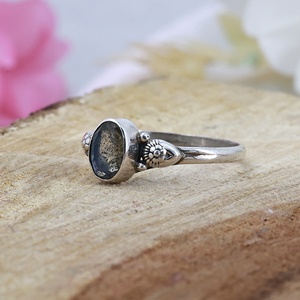 Bague en argent sterling 925 avec pierre précieuse labradorite naturelle chatoyante, style bohème floral, faite à la main, pour femme, vente en gros - Product Image 5