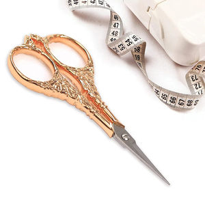 Ciseaux de manucure industriels personnalisés en acier inoxydable allemand, outil de coupe de fil pour broderie et soins des ongles - Product Image 5