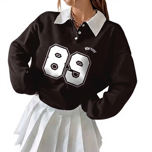 Sudadera Polo Negra Extra Grande para Mujer con Estampado del Número 89, Cuello Blanco, Manga Larga, Estilo Preppy, Tejida - Product Image 1