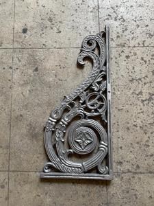 Luxury Villa Porch Roof Eaves Decorative Support Accent Aluminum Corbel Corner Guard Cast <b>Iron</b> Fence Ornate Swirl - Product Image 6