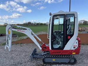 Used Takeuchi TB235 Compact <b>Excavator</b> Crawler Digger 6 Ton Hydraulic Excavation <b>Machine</b> for Construction - Product Image 6