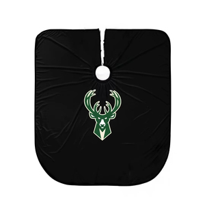 Capes de coupe PRO pour coiffeurs et barbiers, avec logo personnalisé, coloris Chicago Bulls et Portland Trail Blazers, modèle « Big Logo » - Product Image 1