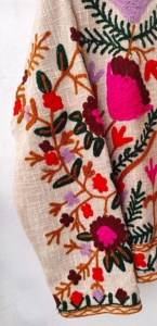 Chaqueta de Algodón Acolchada Suzani Reversible Hecha a Mano, Bordada con Diseño Floral Boho, Transpirable y Ecológica - Product Image 5