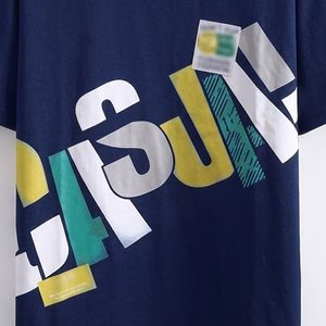 เสื้อยืดโอเวอร์ไซส์ทรงหลวมสไตล์สตรีทแวร์สำหรับผู้ชายรุ่นใหม่มาแรง ผ้าฝ้ายคุณภาพสูง รับทำโลโก้ตามสั่ง ขายส่งเสื้อผ้าสำหรับใส่ออกนอกบ้าน - Product Image 6