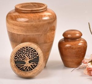 Elegante urna de madera inspirada en la naturaleza, urna artística de madera con diseño de árbol, urna de cremación de madera, urna conmemorativa. - Product Image 3