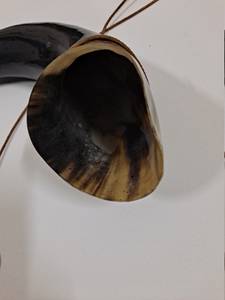 Corne à boire viking de qualité supérieure avec support, en corne de vache naturelle polie, pour bière, vin, cadeau, décoration, thème animal, artisanale - Product Image 4