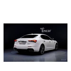 Maserati Ghibli 3.0 Modena, Modelo de Junio de 2022, 6,669 km, Caja de Cambios Automática, Asientos de Cuero, Volante a la Izquierda, Cámara Trasera - Product Image 2