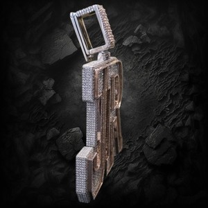 จี้เพชรโมอิสซาไนต์เงินแท้ 925 รูปตัวอักษร JR ดีไซน์แบบ Iced Out สไตล์ฮิปฮอป สร้อยคอพร้อมจี้ชื่อสั่งทำได้ - Product Image 3