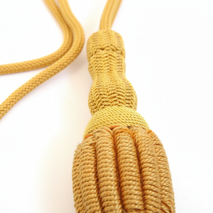 Accessoires OEM personnalisés haut de gamme pour nœuds de sabre : Cordons en bullion et polyester de qualité supérieure - Product Image 1