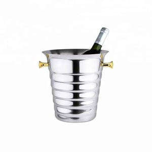 Reliable performance metallic ice <b>bucket</b> in both home and commercial environments - Product Image 1