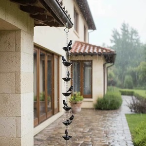 Elegante Cadena de Lluvia de Cobre Antiguo con Diseño Moderno de Mediados de Siglo - Solución de Drenaje y Decoración de Doble Uso - Product Image 4