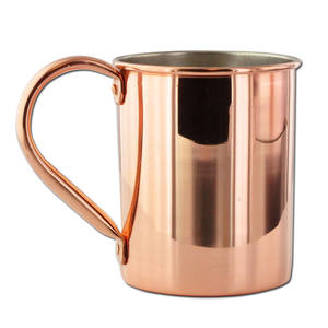 Magnifiques mugs à boire en cuivre avec des détails traditionnels et une construction durable pour servir de l'eau, du café, du thé, du jus et des boissons - Product Image 1