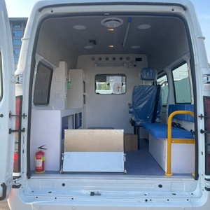 Coche de ambulancia con motor de gasolina para vehículos de emergencia superventas con Mpv Mini Van Bus para exportar - Product Image 6