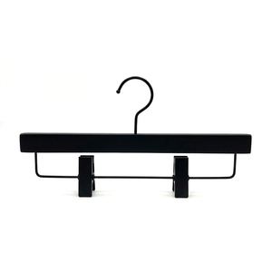 Cintres en bois noir avec pinces en acier inoxydable, cintres modernes minimalistes pour armoire, cintres en bois personnalisés avec logo - Product Image 2