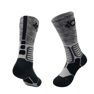 Elite <b>Men</b> Basketball <b>Socks</b> Outdoor Anti slip Outdoor Basketball Sports <b>Quarter</b> <b>Socks</b> Athletic Sport Elite Custom Basketball <b>Sock</b> - Product Image 3