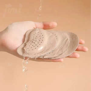 Soletta in vera pelle antiscivolo, assorbente, morbida e traspirante per sandali con tacco alto da donna, con cuscinetto per l'avampiede. - Product Image 1