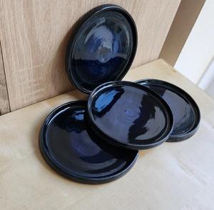 Service d'assiettes en céramique à glaçure réactive Ocean Mist, finition bleue artisanale, surface résistante à la décoloration, design robuste pour une table élégante - Product Image 4