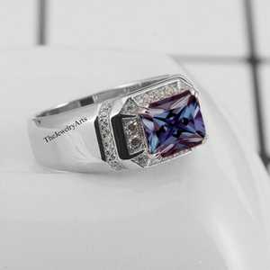 Hermoso Anillo de Piedra Alejandrita para Hombre, Plata Sólida 925, Anillo de Alejandrita, Anillo de Diseño Elegante, Anillo de Aniversario, Regalo Perfecto - Product Image 1