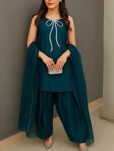 Nouvel ensemble Salwar Kameez 3 pièces moderne et réversible pour femme, respirant, séchage rapide, toutes saisons, pour fêtes, en soie crêpe Farshi - Product Image 3