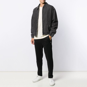 Veste en jean pour homme personnalisée, style urbain, col montant uni, noire délavée, manches longues, avec poches boutonnées et devant en toile - Product Image 5