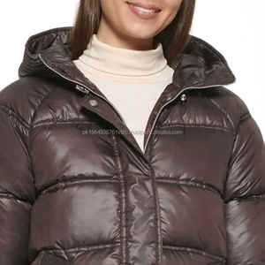 Chaqueta acolchada transpirable ligera personalizada para mujer, chaqueta acolchada con cierre de cremallera cálida con estilo informal para uso en exteriores, 2025 - Product Image 4
