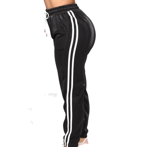 ชุดวอร์มเทนนิสลำลองคุณภาพสูงสำหรับผู้หญิง เสื้อครอปฮู้ดดี้แบบมีเชือกผูก กางเกงจ็อกเกอร์ลายแถบคู่ ชุดกีฬาฟิตเนสแบบกลับด้านได้ - Product Image 2