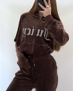 เสื้อฮู้ดซิปขายดีรุ่นใหม่ ประดับเพชรลายกราฟิก Juicy สไตล์ Y2K ผ้ากำมะหยี่เนื้อนุ่ม ชุดวอร์มแบบมีซิป เสื้อแจ็คเก็ตทรงหลวมสำหรับผู้หญิง - Product Image 4