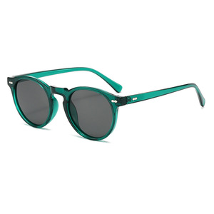 Hot Selling 2025 Popular Custom logo Classic Literary Vintage Glasses UV400 Unisex Small Frame Simple Rivet Polarized <b>Sunglasses</b> - Product Image 3
