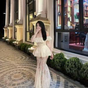 ชุดเซ็ตเสื้อชีฟองสีขาวสำหรับผู้หญิงพร้อมกระโปรงยาวลูกไม้ เหมาะสำหรับใส่ไปเที่ยวพักผ่อนและงานต่างๆ - Product Image 4