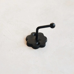 Ensemble de porte-serviettes en métal de qualité supérieure avec finition noir mat, double barres et crochets pour un rangement élégant de la salle de bain - Product Image 3