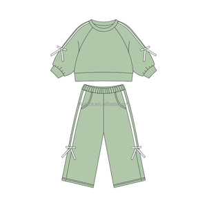 Completo Autunnale per Bambine con Felpa in Spugna Francese con Fiocco e Pantaloni Coordinati - Product Image 2