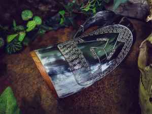 Mejora tus Bebidas con el Vaso de Cuerno de Búfalo Vikingo, Taza de Cerveza de Cuerno Natural con Ágata, a Bajo Precio - Product Image 4