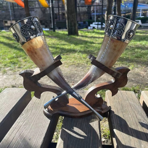 เขียงไม้คุณภาพสูงแท้ พร้อมกล่องบรรจุภัณฑ์ ทนทาน ใช้ซ้ำได้ ดีไซน์สไตล์ไวกิ้งยุคกลาง - Product Image 1