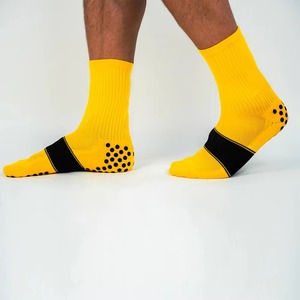 Chaussettes de sport à marque privée pour usage extérieur, en matériau durable, pour adultes, faible MOQ, en matériau solide - Product Image 3