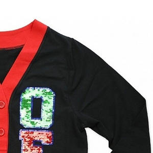 เสื้อคาร์ดิแกนถักปักลายวินเทจสั่งทำพิเศษ OEM คอวี ยูนิเซ็กซ์ สำหรับฤดูหนาว มหาวิทยาลัย ชมรมนักศึกษา  ไซส์ใหญ่ แฟชั่น - Product Image 2