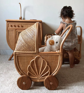 En gros, poussette de poupée vintage en rotin naturel à roues, chariot de jeu d'imitation pour chambre d'enfant - Product Image 4