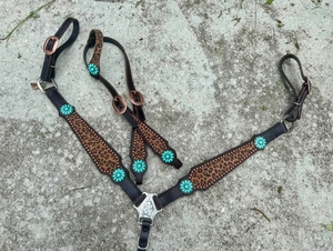 Licol en cuir occidental tendance 2026 avec imprimé léopard et conchos turquoise pour l'équitation - Product Image 2