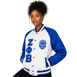 เสื้อแจ็คเก็ตบอมเบอร์สีน้ำเงินรอยัลและสีขาว แบรนด์ Zeta Phi Beta ปักลายตัวอักษรกรีก ติดกระดุมแป๊ก สไตล์เบสบอล เสื้อคลุมสำหรับชมรมนักศึกษา - Product Image 1