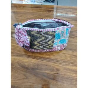 Pochette cosmétique vintage en coton patchwork, petite, avec fermeture éclair, portable, motif floral multicolore, idéale comme cadeau - Product Image 1