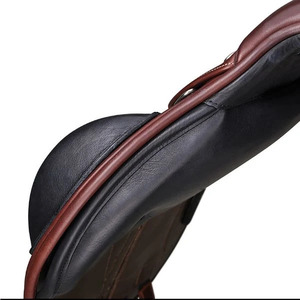 Selle d'équitation anglaise pour le saut d'obstacles, pour les sports équestres, les compétitions de saut d'obstacles professionnels et l'entraînement. - Product Image 2