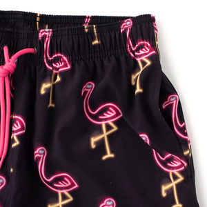 Shorts de Baño para Hombre con Estampado de Flamencos Negros y Cordón Rosa, Secado Rápido, Estilo Casual - Product Image 3