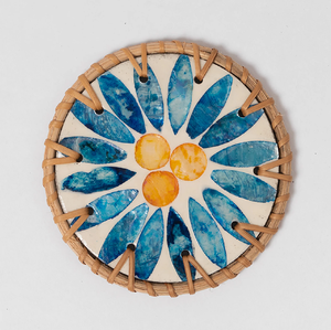 Ensemble de 5 dessous-de-verre carrés en rotin de qualité supérieure pour table et cuisine, avec incrustation colorée en nacre, en solde - Product Image 6