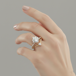 แหวนหมั้นประดับเพชรรูปนกยูง ชุบทองคำสีกุหลาบ พร้อมการรับรองการฝังแบบ Prong Setting - Product Image 6