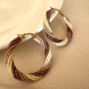 Pendientes de aro con cuentas, joyería retorcida hecha a mano, pendientes de aro bohemios elegantes, accesorios de moda para mujer, fabricación de joyas con estilo - Product Image 4