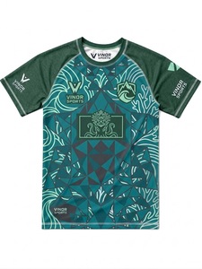 เสื้อรัดรูปแขนสั้นคอสูงสำหรับผู้ชาย ผ้าสแปนเด็กซ์ เป็นมิตรกับสิ่งแวดล้อม ระบายอากาศได้ดี แห้งเร็ว ป้องกันรังสียูวี - Product Image 4